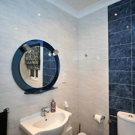 アパート Chesterfield Holiday - 2 Bedroom In