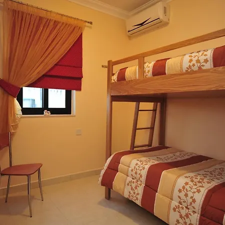 Chesterfield Holiday - 2 Bedroom In Sliema